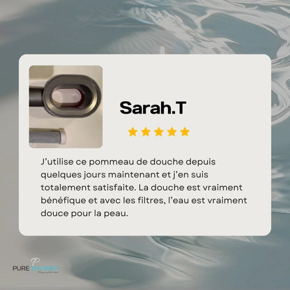 cette photo décris un avis client du pommeau gris avec un filtre d'un cliente qui a l'air satisfaite